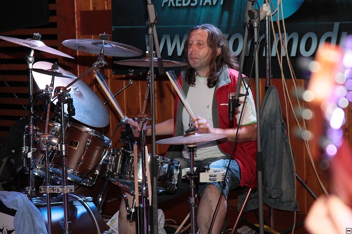 img00016.jpg