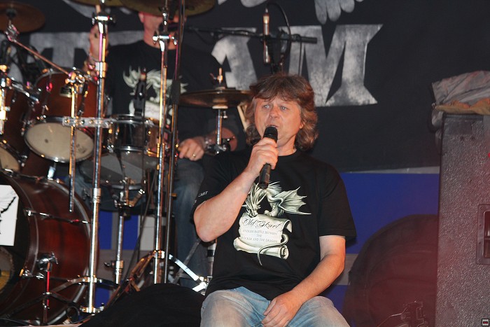 img00002.jpg