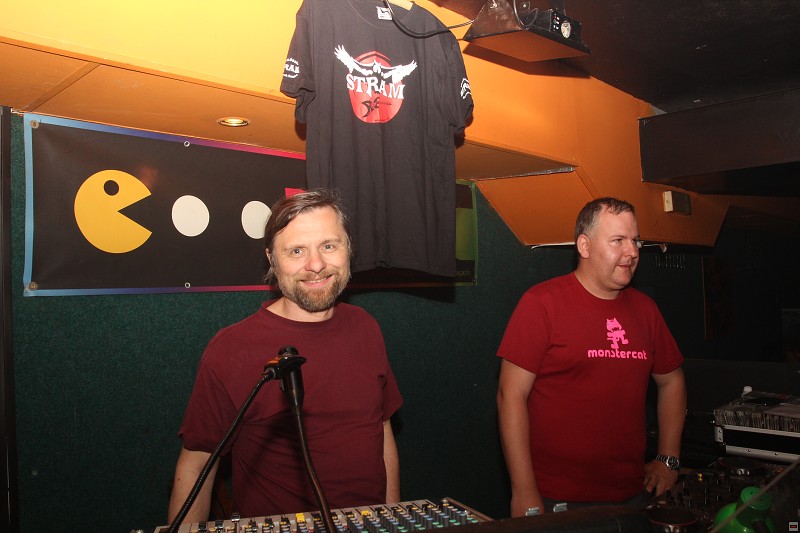 img00054.jpg