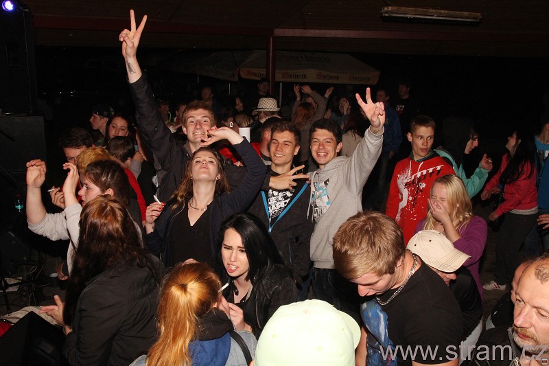 img00018.jpg