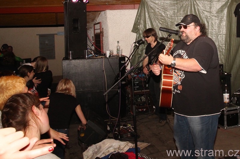 img00037.jpg