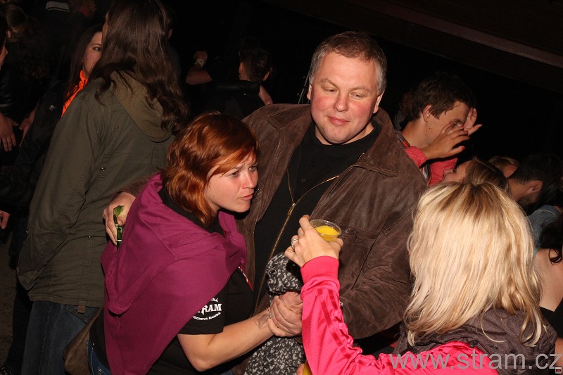 img00044.jpg