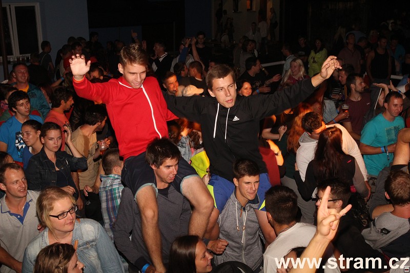 img00025.jpg
