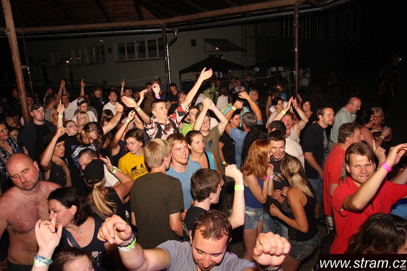 img00070.jpg