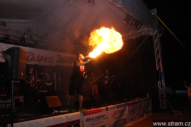 img00003.jpg