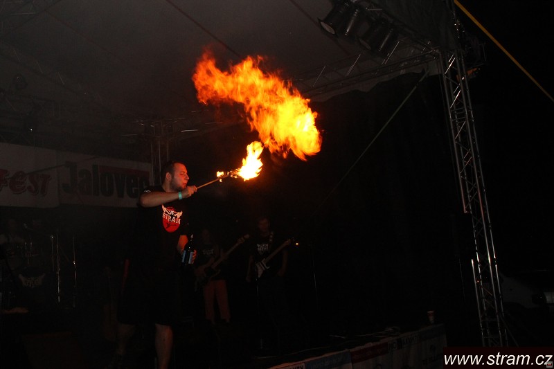 img00004.jpg