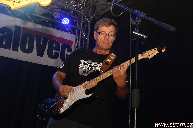 img00019.jpg