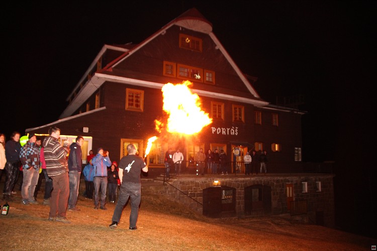 img00068.jpg