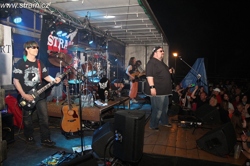 img00028.jpg