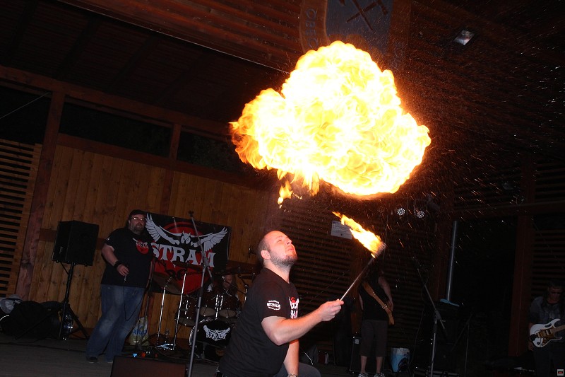 img00009.jpg
