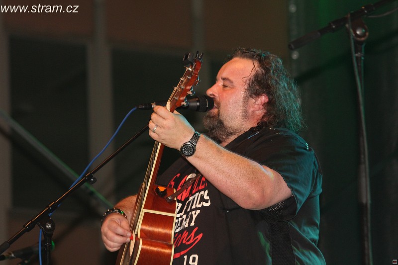 img00019.jpg
