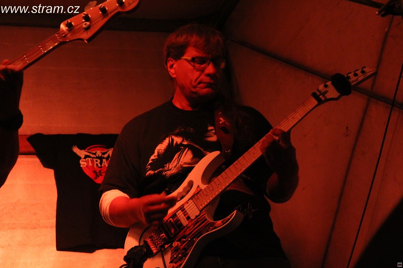 img00014.jpg